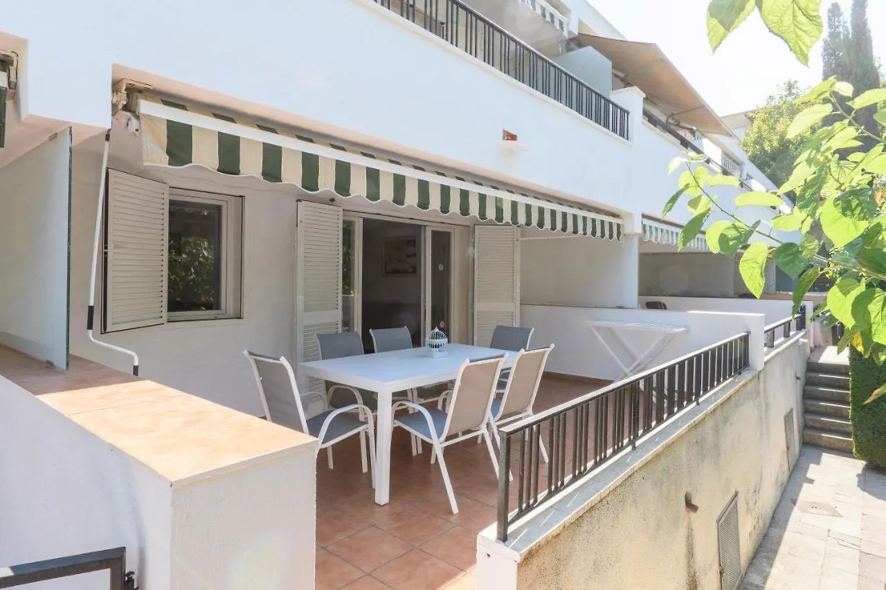 Επικοινωνία με το Rentalmar Family Felix Con Parking Incluido